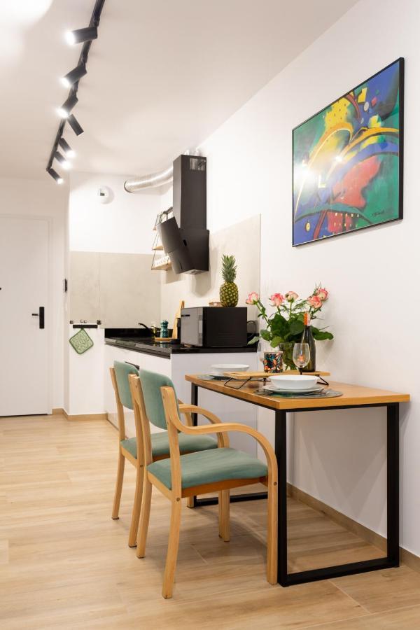 Luxurycity Apartment With Terrace 브로츠와프 외부 사진